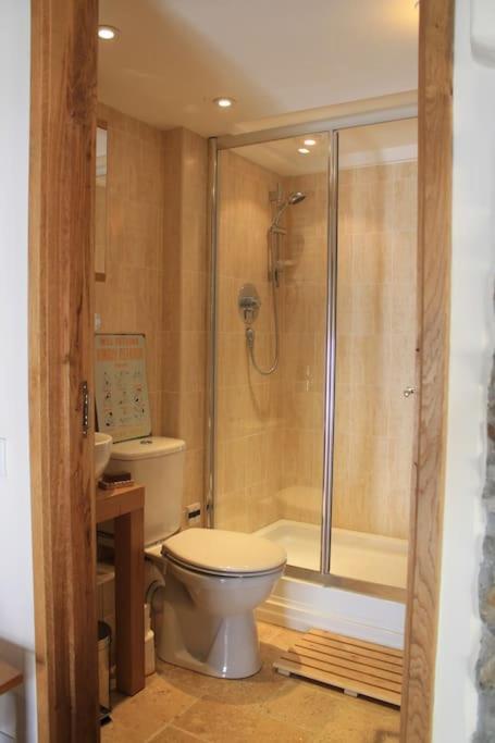 Apartment The Hide At Lemons Farm Atherington (Devon)